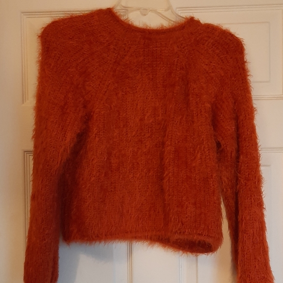 Forever 21 sweater size small - Picture 2 of 2